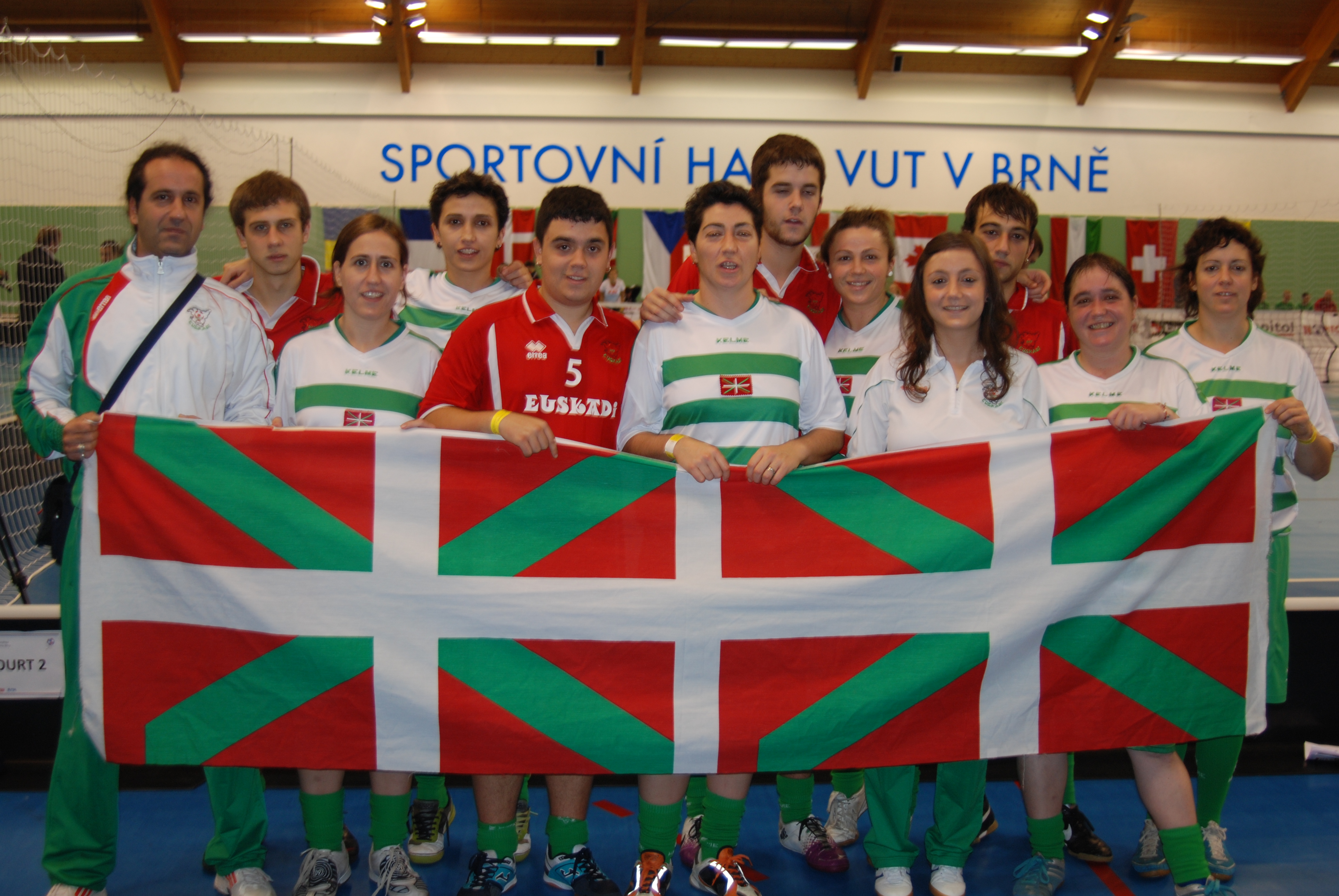 Enlaces para ver todos los encuentros de los Mundiales de Futnet Brno 2012, en categoría femenina y Junior.